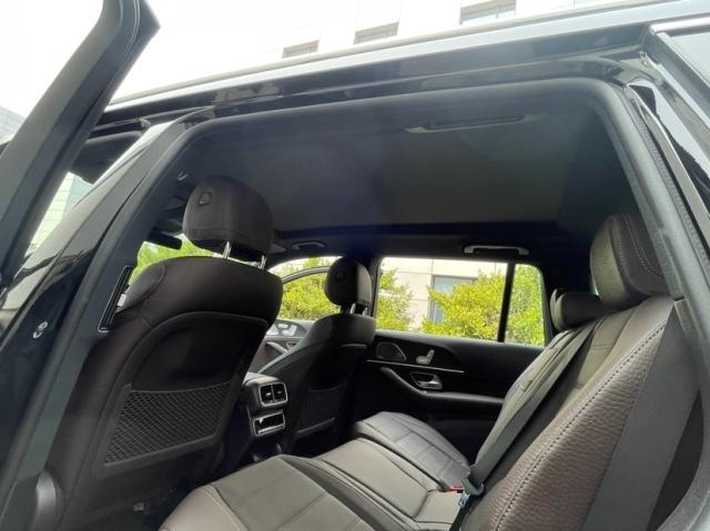 D柴油版GLS最新价格90来万起售AG真人地址24款奔驰GLS350(图8) D柴油版GLS最新价格90来万起售AG真人地址24款奔驰GLS350(图8)